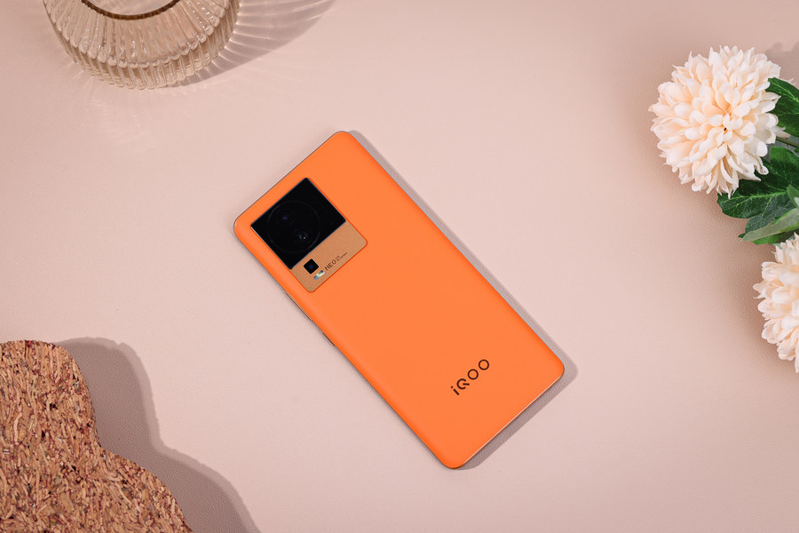 12+256gb5g手机性价比最高机型,春节1500元8+256的新手机推荐