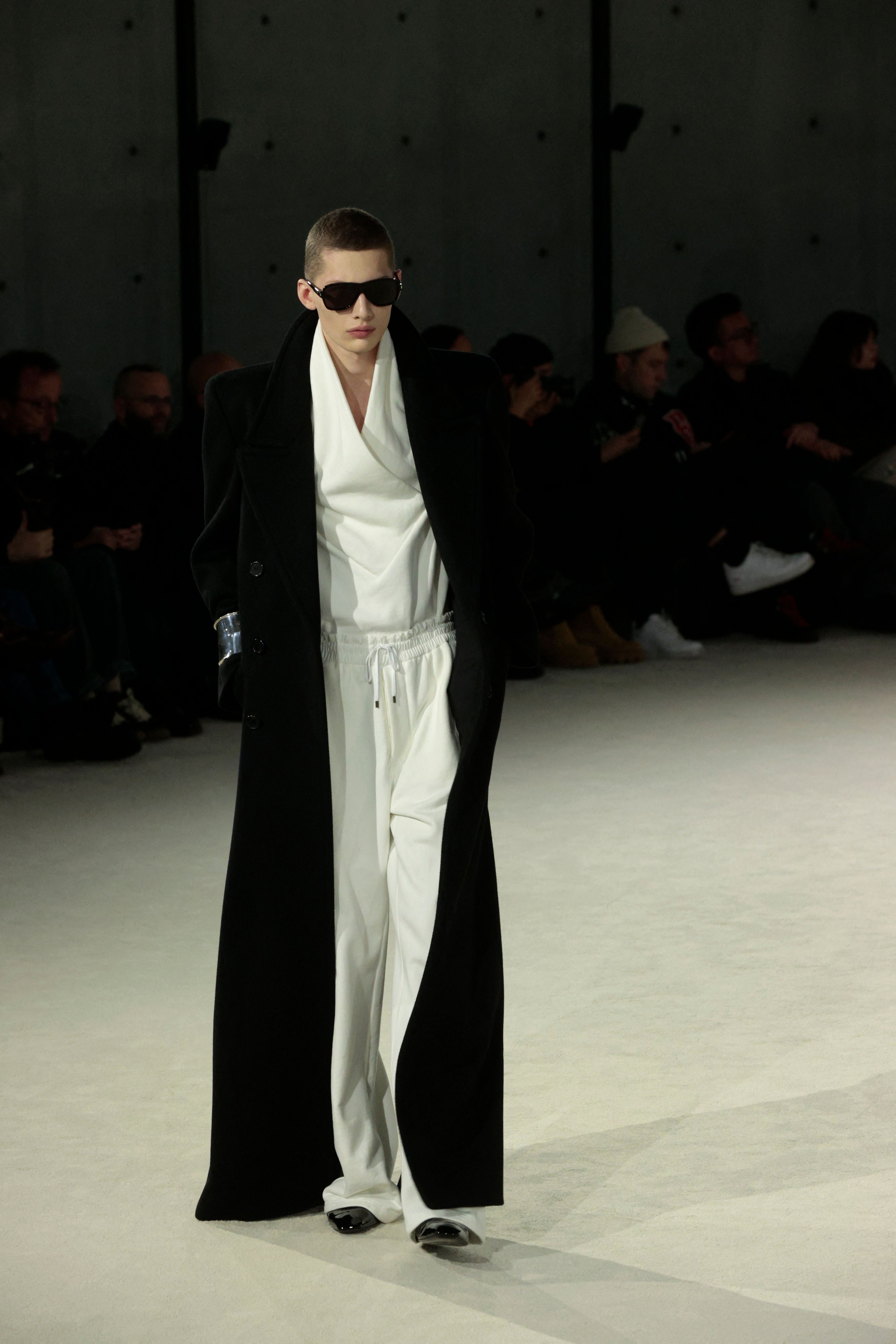 圣罗兰巴黎时装周男装,巴黎时装周圣罗兰男装