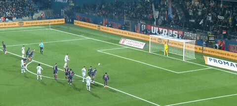 综合｜马宁世俱杯揭幕战出红牌，梅西联赛进球数超越C罗