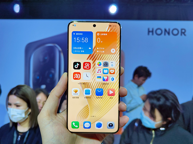 赵明在荣耀magic5发布会上的讲话,任正非谈超越美国遥遥领先