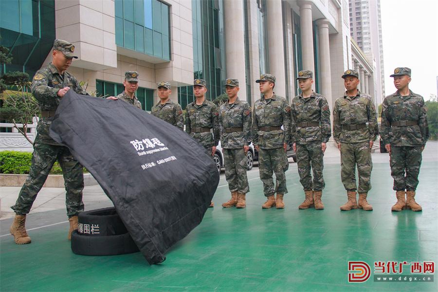 新兵学习交接哨,新兵接哨仪式图片