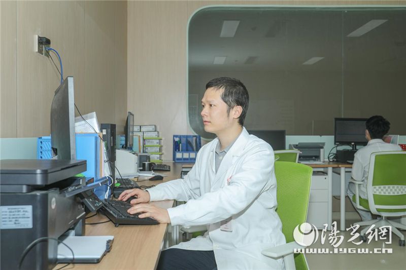 实验室强酸烧伤,化学实验室酸烧伤