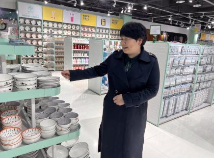 义乌网红爆款小商品批发两元店,义乌两元三元店最大批发货源