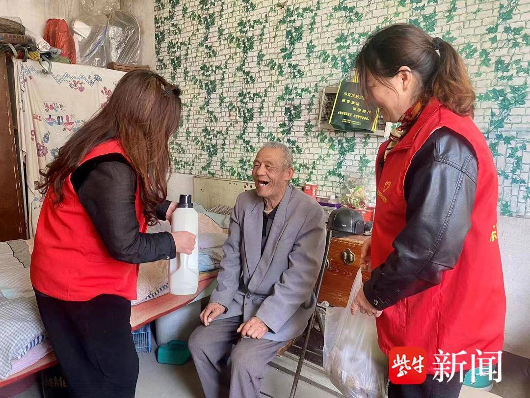 暖心服务小分队忙碌在群众身边,助残暖心服务小分队