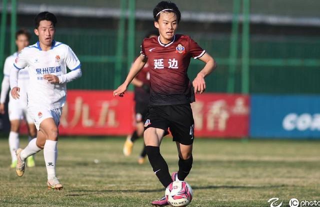 飘逸男孩李世斌:“能和伊沃搭档受益匪浅”