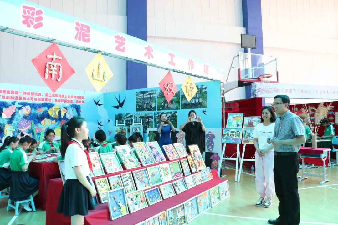 “艺”彩纷呈-美益求美 2023年烟台市中小学生校园艺术节美术工作坊展示活动（龙口市专场）掠影