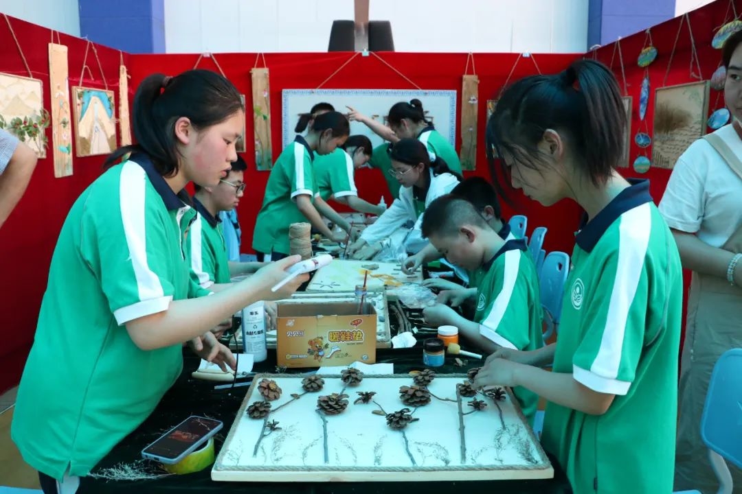 “艺”彩纷呈-美益求美 2023年烟台市中小学生校园艺术节美术工作坊展示活动（龙口市专场）掠影