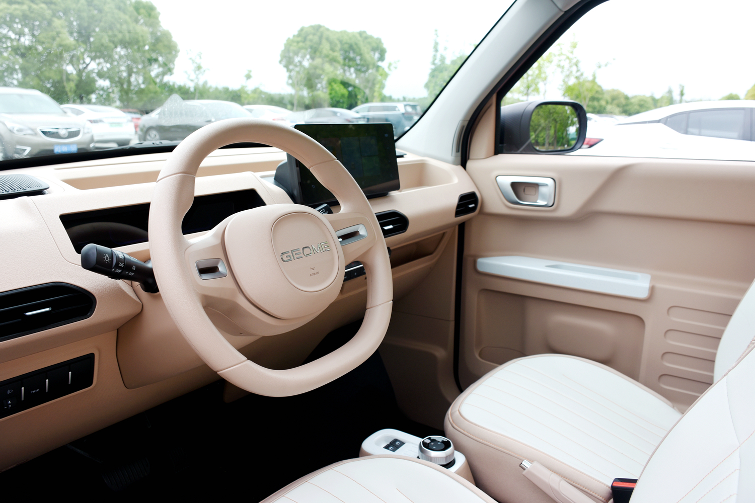 观网测评|吉利熊猫mini：我有快充，势如破竹