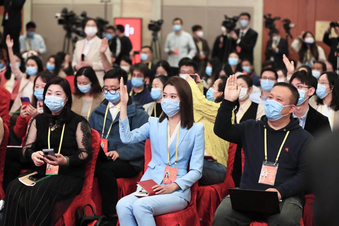 骞胯タ鏃ユ姤浼犲獟闆嗗洟钖叕鎶ュ憡,骞胯タ鏃ユ姤浼犲獟闆嗗洟鏈夐檺鍏徃