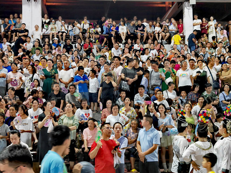 贵州榕江“村超”助乡村足球焕发新生