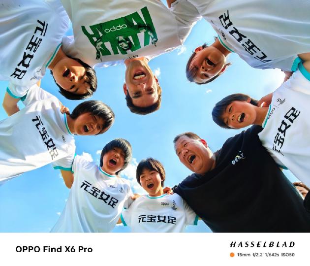 卡卡参加oppo的公益慈善足球比赛,oppo与球星联名