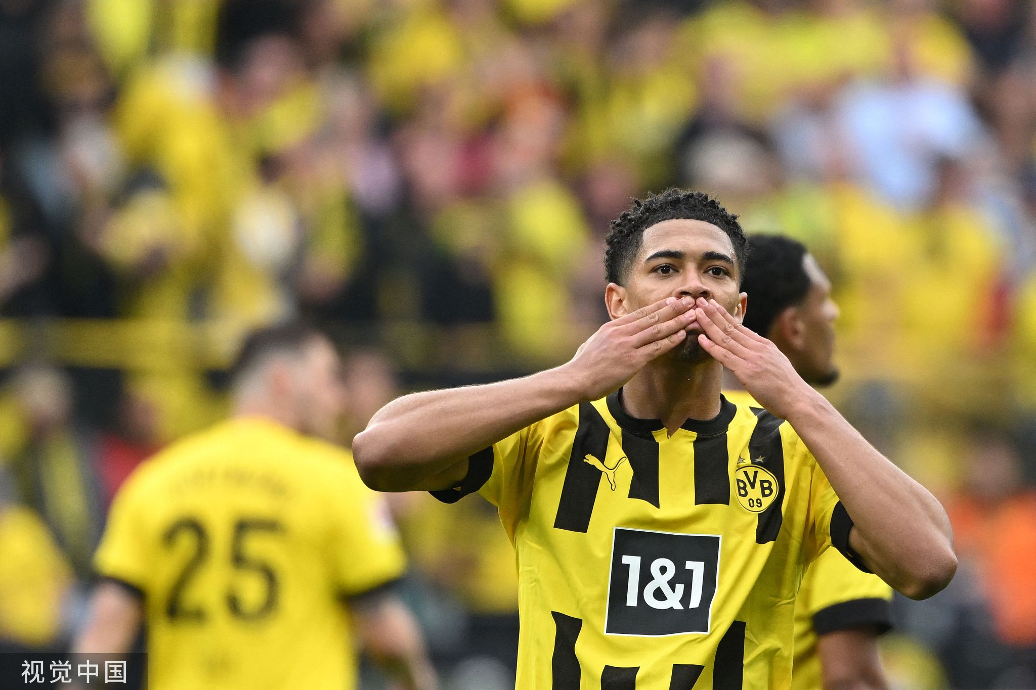 贝林厄姆加盟皇马第一次比赛,皇马贝林厄姆未来会不会成为巨星