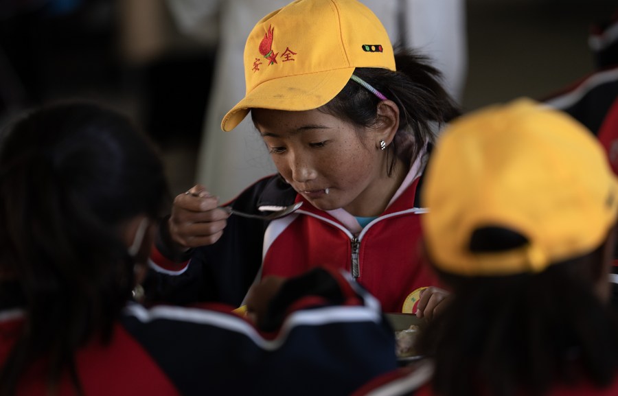 国道之行从雪山奔向大海|珠峰脚下的钢琴课