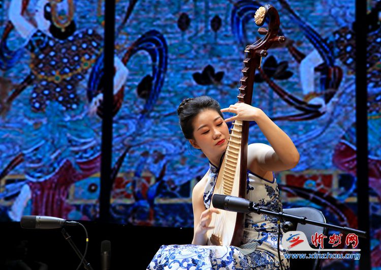 须臾现场演唱会,须臾指间