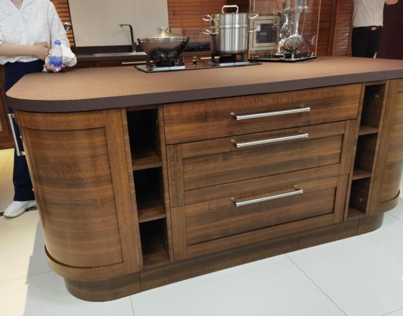 工人日报客户端｜“百变”不锈钢，工艺响当当