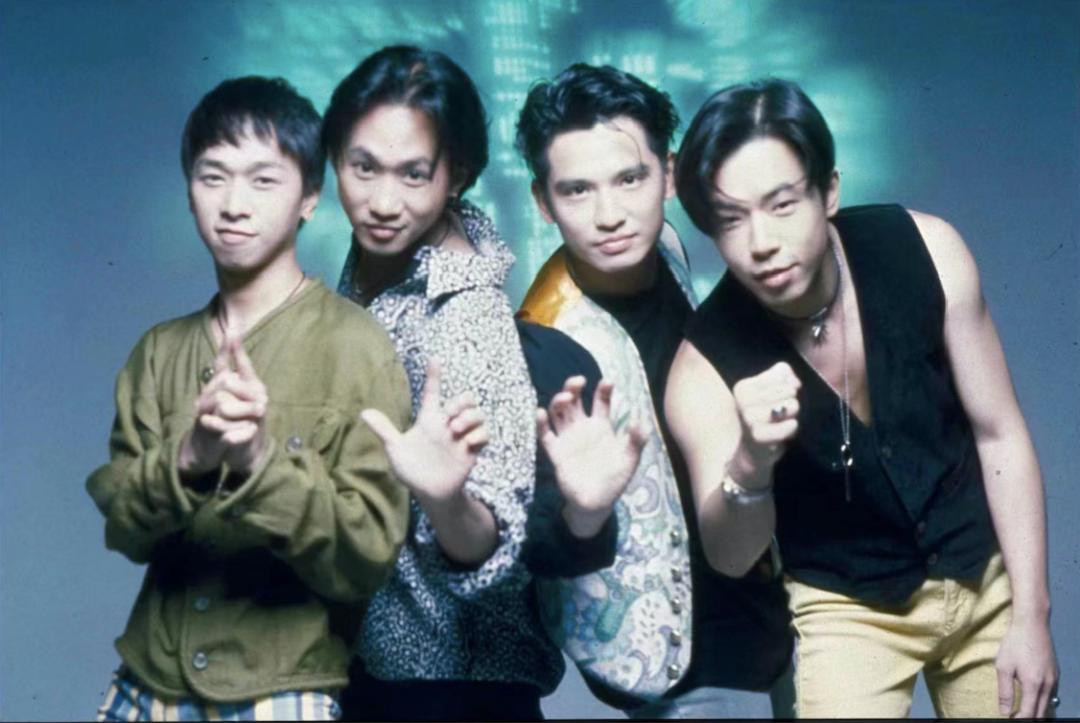 黄家驹逝世30周年歌迷对他的怀念,黄家驹25周年纪念演唱会录语