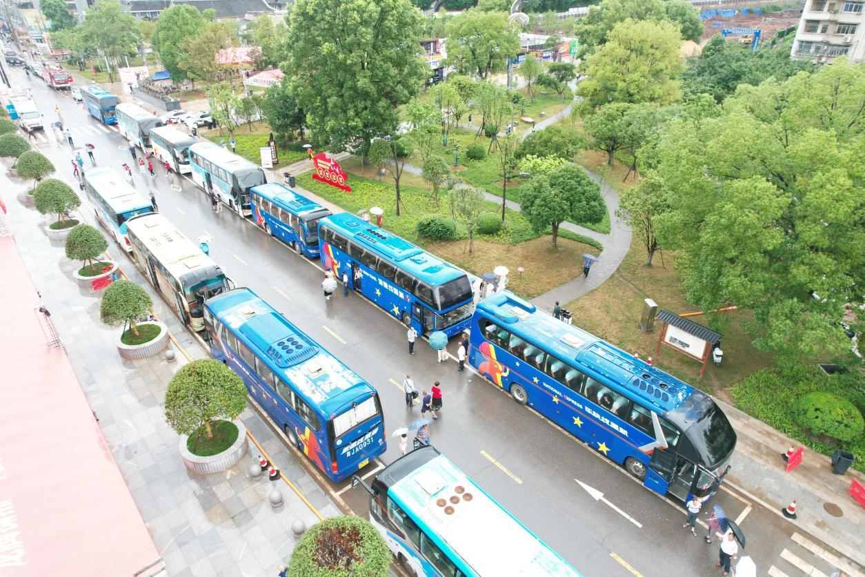 沅陵旅游节龙舟大赛,沅陵旅游发展大会龙舟广场
