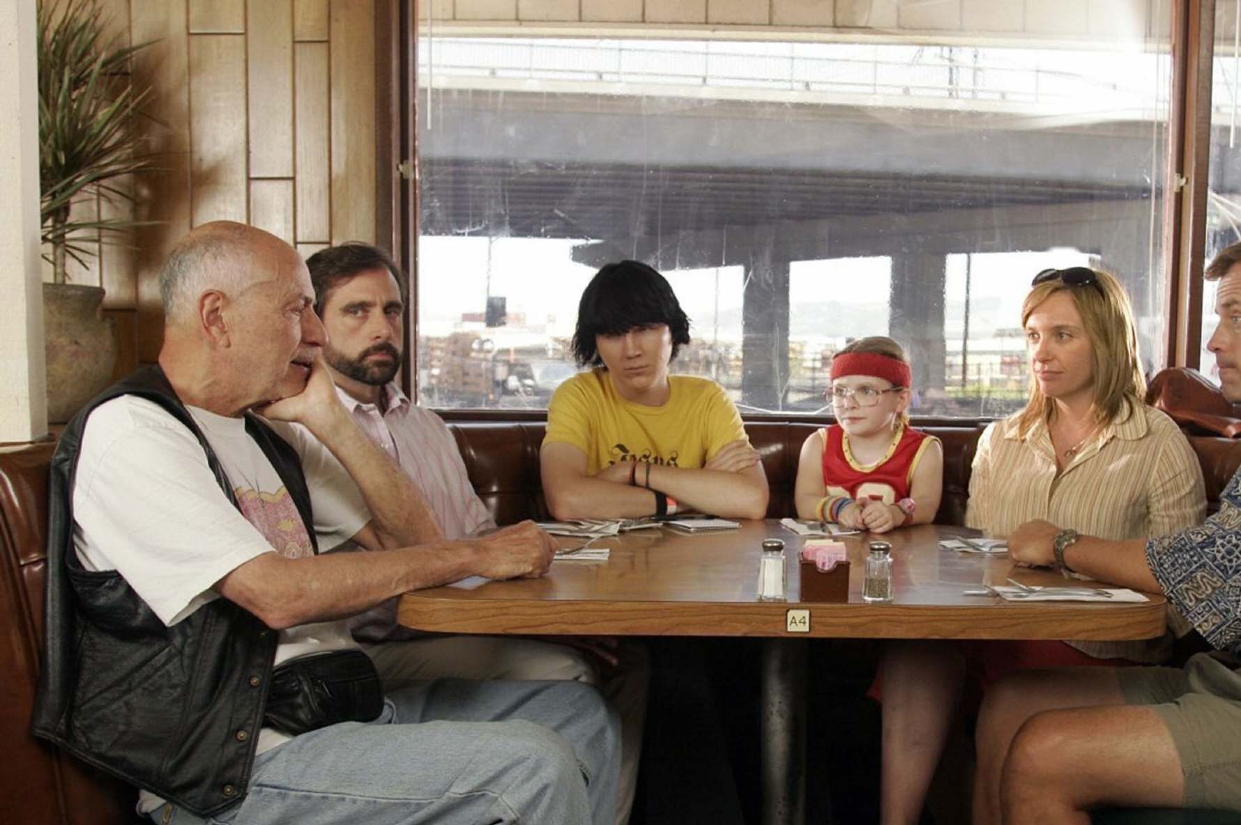 一路走好4位名人相继去世,一路走好6天7位名人接连离去