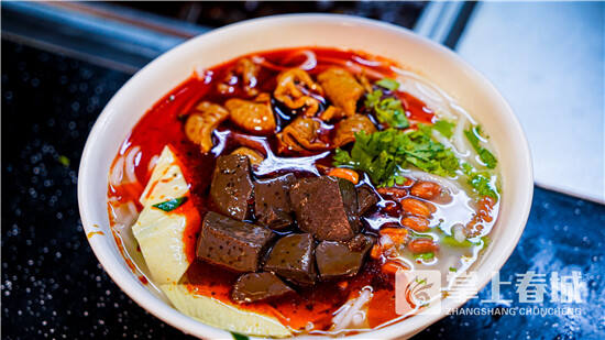 云南米线为什么叫过桥米线,正宗云南米线天下第一