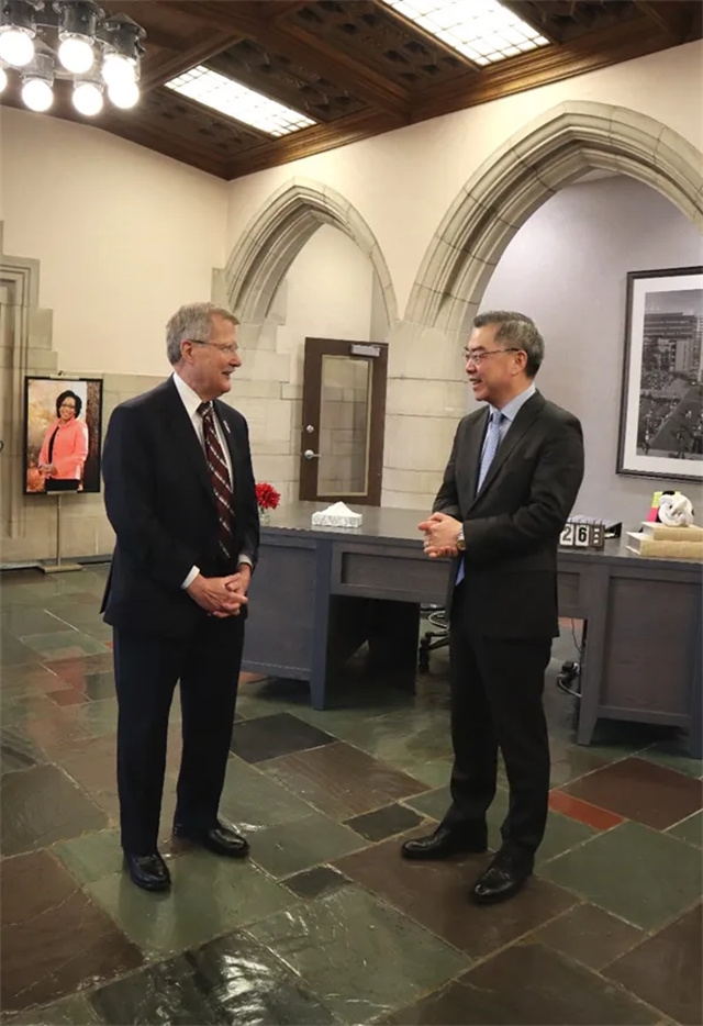 中国驻纽约大使接受采访,中国驻纽约大使讲座